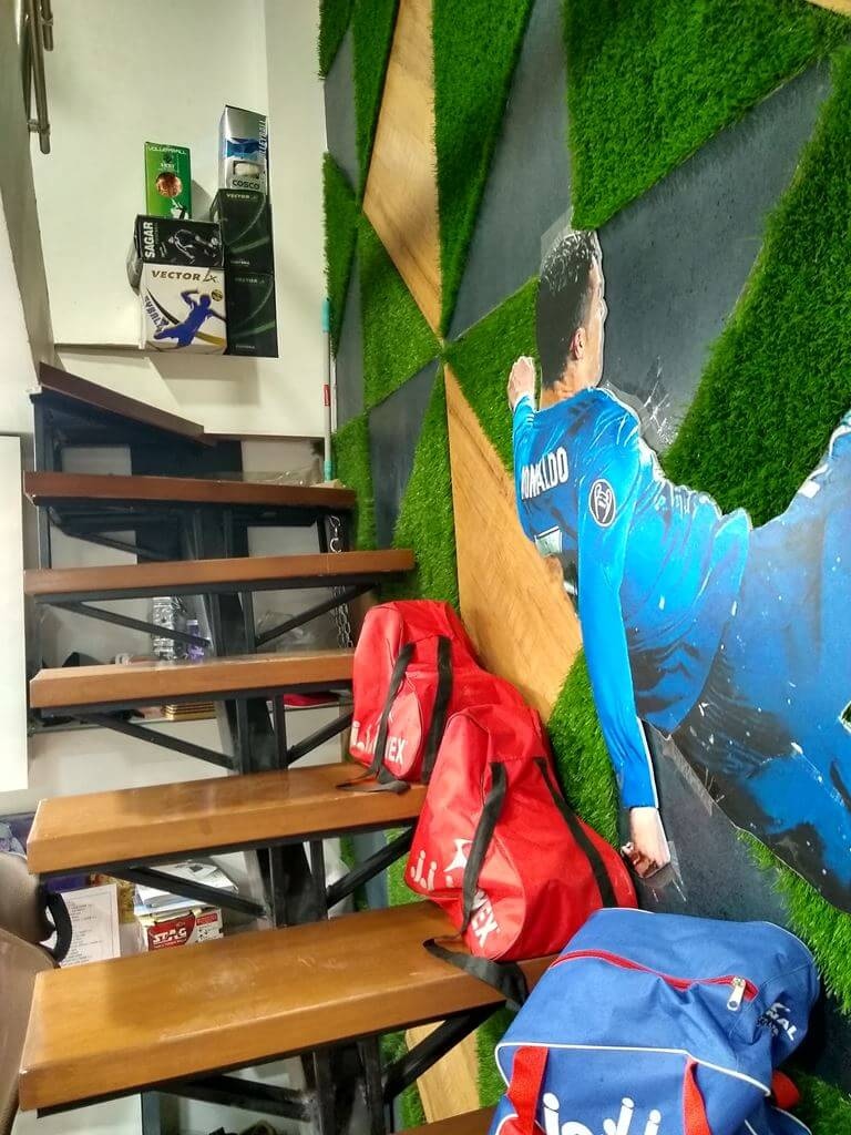 sk-sports-shop-interior-Bags
