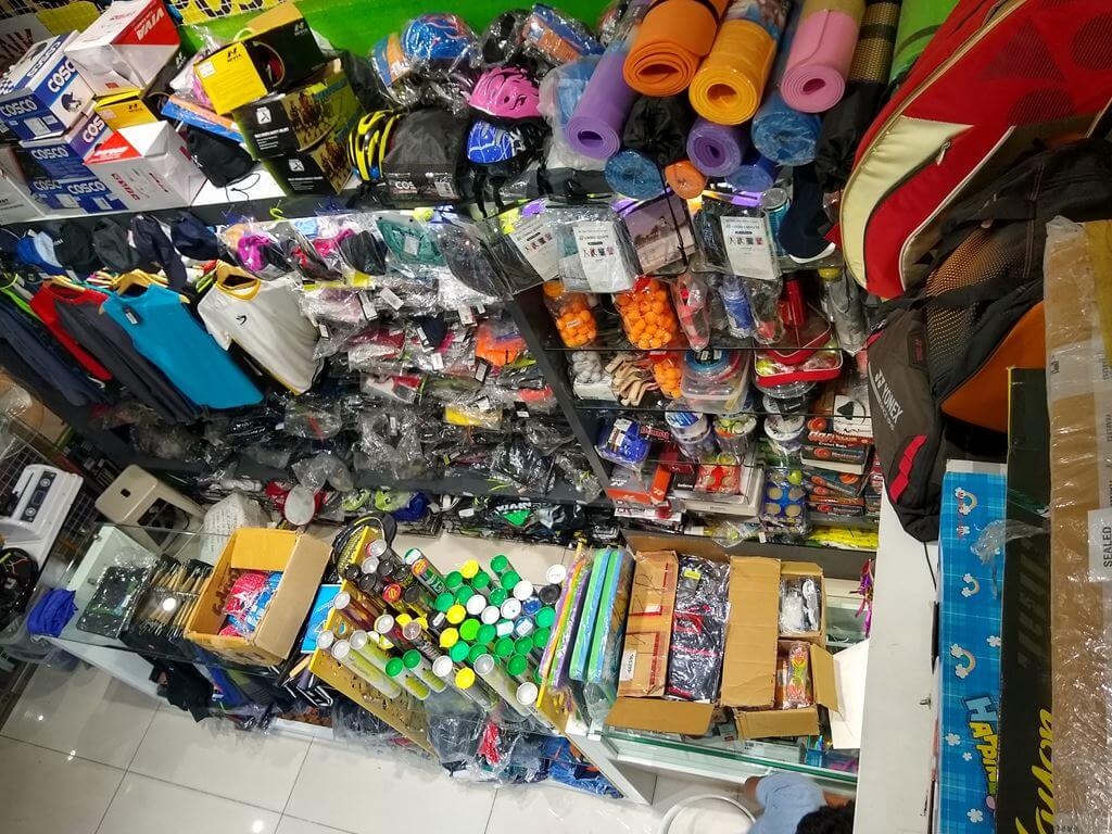 sk-sports-shop-interior-Mats