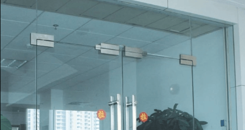 Glass Patch Fittings in Pimple Saudagar