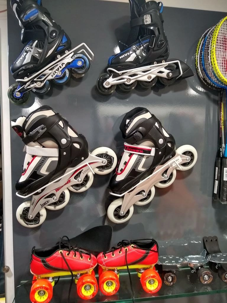 sk-sports-shop-interior-Skates