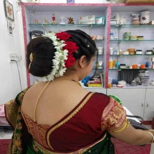 traditional hair styling salon in pimple saudagar - ps0008